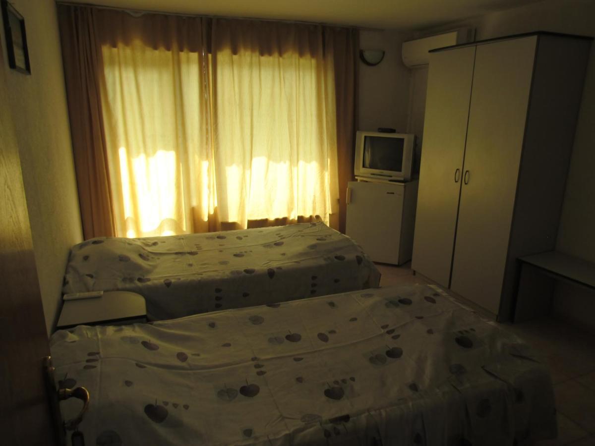Hostel Papagal 바르나 외부 사진