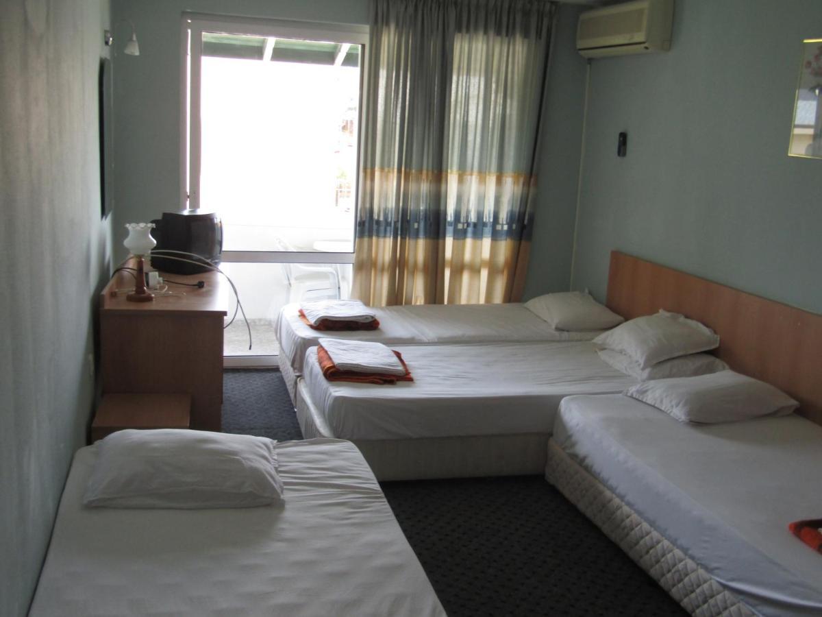 Hostel Papagal 바르나 외부 사진
