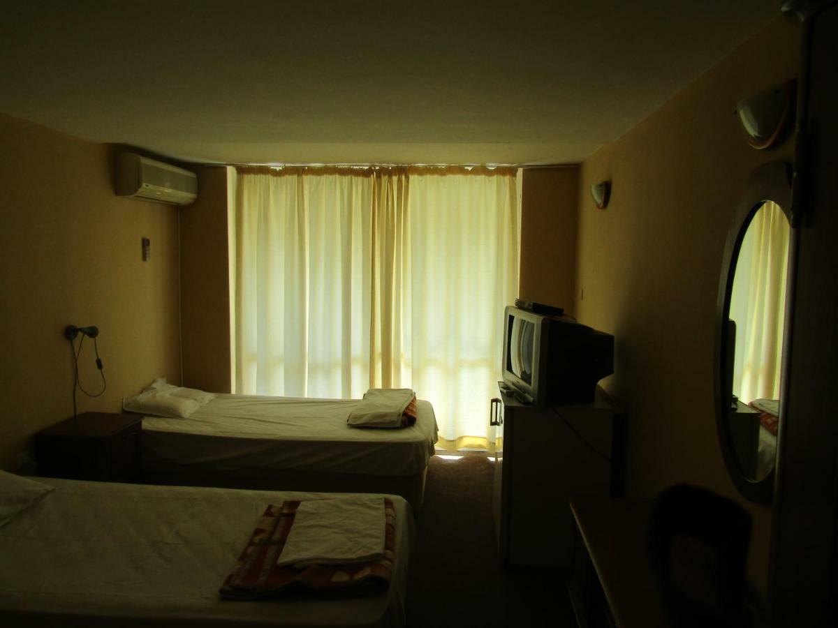 Hostel Papagal 바르나 외부 사진