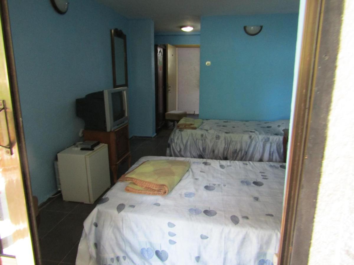 Hostel Papagal 바르나 외부 사진